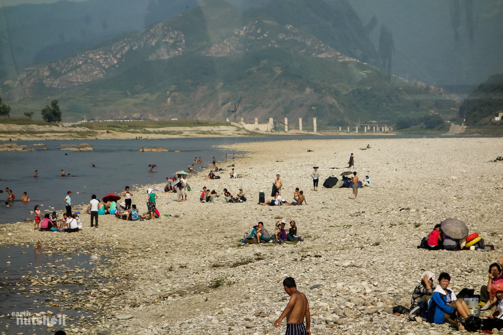 Пляж в Пхеньяне