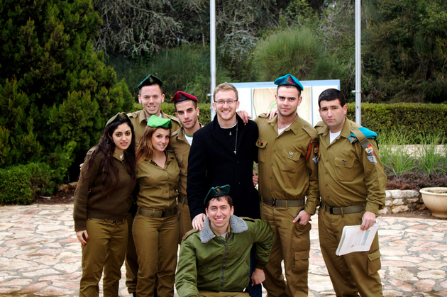 Женщины в армии, Израиль (фото — David Spinks)