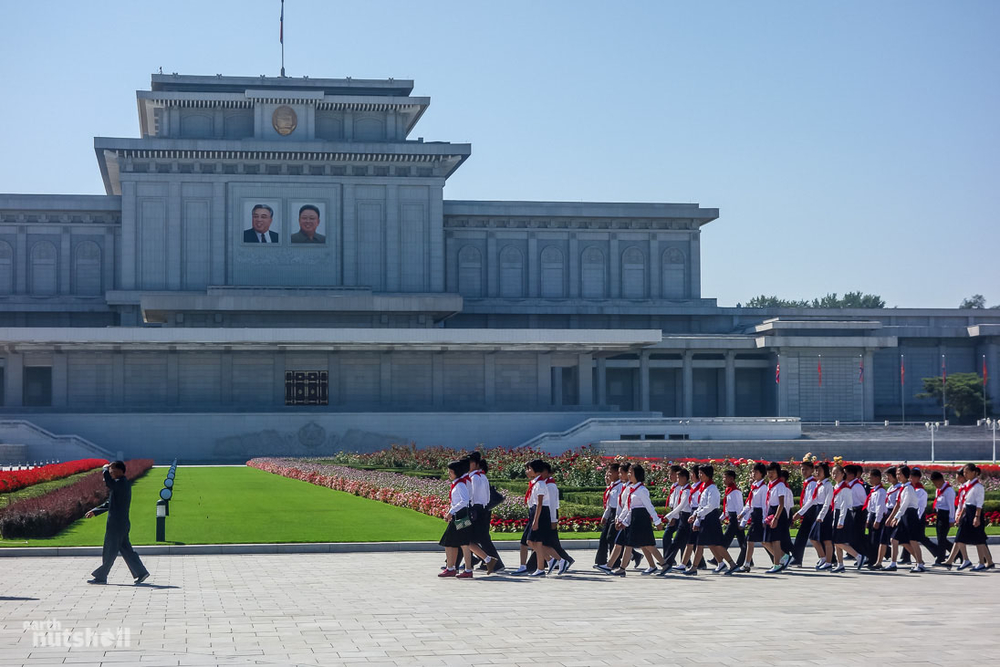 мавзолей в пхеньяне