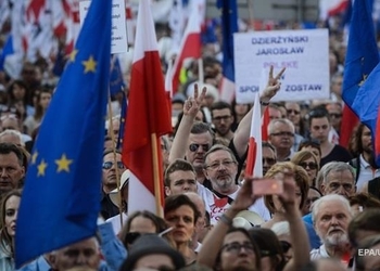 Майдан по-польски: гид о декабрьских митингах в Польше