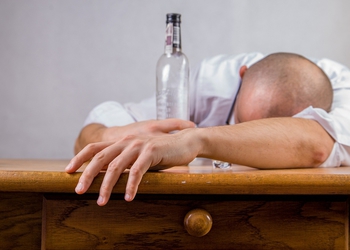 Топ-10 алкогольных напитков по степени тяжести похмельного синдрома